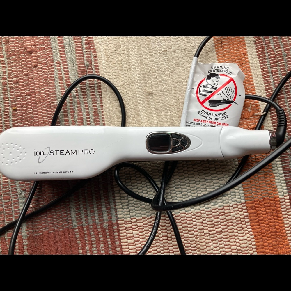 Ion Steam Pro Brush Straightener